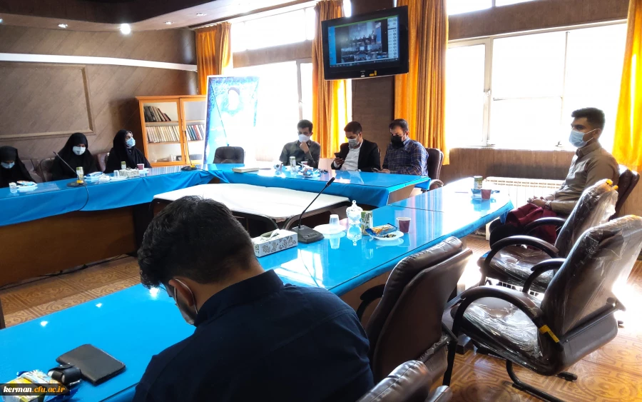 حجت الاسلام والمسلمین ابوذر عرب 
گام برداشتن درمسیر وراهی که هدف امام زمان(عج) است از وظایف یک منتظر واقعی میباشد 2