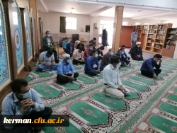 حجت الاسلام والمسلمین ابوذر عرب 
گام برداشتن درمسیر وراهی که هدف امام زمان(عج) است از وظایف یک منتظر واقعی میباشد 2