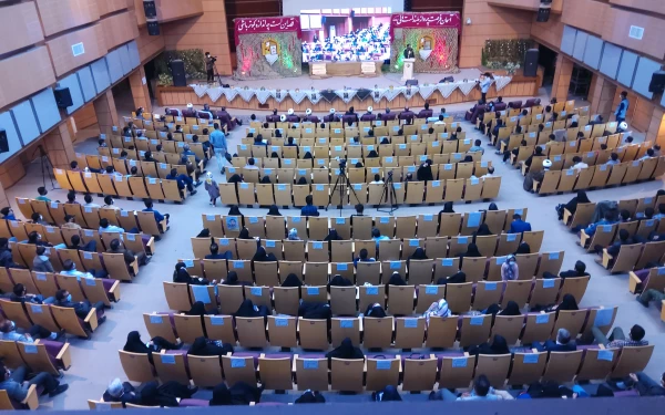 دکتر توان 
یادشهداءباعث میشود تاخودرابه اسلام وانقلاب مدیون بدانیم وباهمان روحیه از آن دفاع کنیم 6