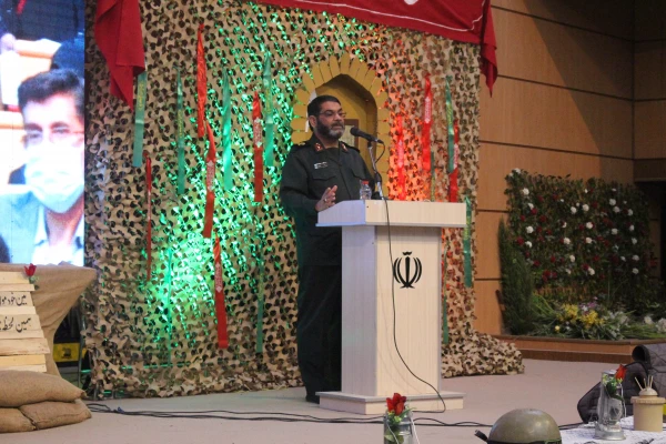 فرمانده سپاه ثارالله استان کرمان
پیروی از مکتب شهداءرمز پیروزی ما دردفاع مقدس است 2