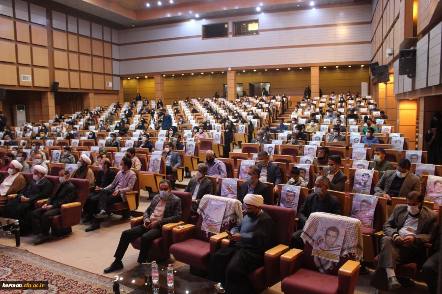 دکتر توان 
یادشهداءباعث میشود تاخودرابه اسلام وانقلاب مدیون بدانیم وباهمان روحیه از آن دفاع کنیم 16