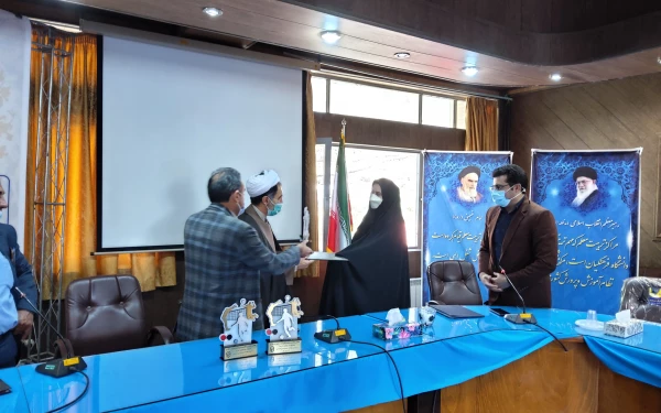 دانشگاه فرهنگیان استان کرمان پردیس خواجه نصیرالدین طوسی برگزار کرد 
همایش نوآوری و ایده پردازی تربیت بدنی در مدارس 7