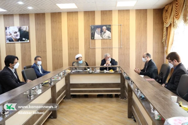 دانشگاه فرهنگیان کرمان وکانون زبان ایران  تفاهم نامه همکاری امضا کردند 4