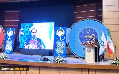 رئیس دانشگاه فرهنگیان کرمان در اختتامیه دهمین جشنواره ملی پژوهش و فناوری: 


عملکرد مطلوب معلم در مدرسه و اهمیت به پژوهش در جامعه دو بال پیشرفت کشورند