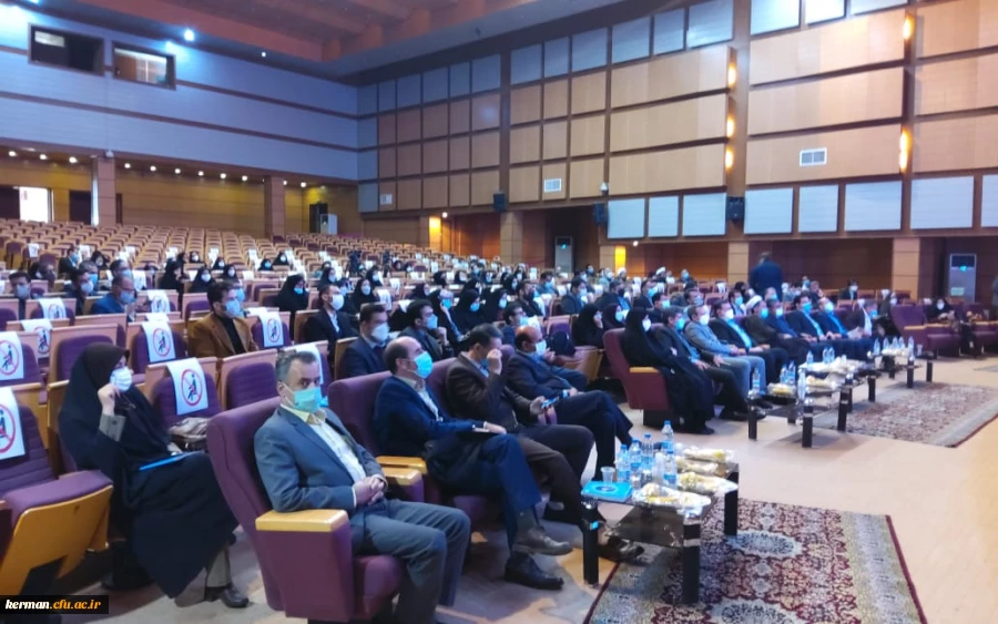 امام جمعه کرمان در جشنواره ملی پژوهش و فناوری دانشگاه فرهنگیان:
پژوهش و فناوری مایه ی حیات و زایش علم و دانش است 2