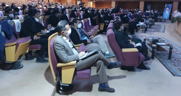 بررسی شخصیت اخلاقی و تربیتی شهید سلیمانی رسالت مهمی است که دانشگاه فرهنگیان فعالیت در این زمینه را وظیفه خود می داند. 5