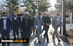 ادای احترام وزیر آموزش و پرورش به شهدای گمنام دانشگاه فرهنگیان کرمان  2