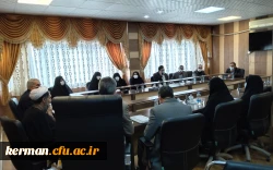 نشست صمیمی وزیر آموزش و پرورش با اعضای هیئت علمی دانشگاه فرهنگیان استان کرمان  4