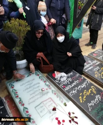 دردومین سالگرد شهادت سردار سلیمانی برگزار شد:
دیدار مروجین فرهنگ ایثار و شهادت سازمان مرکزی دانشگاه فرهنگیان از گلزار شهدای کرمان 2