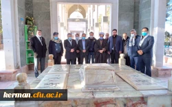 دردومین سالگرد شهادت سردار سلیمانی برگزار شد:
دیدار مروجین فرهنگ ایثار و شهادت سازمان مرکزی دانشگاه فرهنگیان از گلزار شهدای کرمان 3