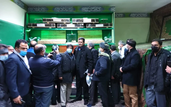 دردومین سالگرد شهادت سردار سلیمانی برگزار شد:
دیدار مروجین فرهنگ ایثار و شهادت سازمان مرکزی دانشگاه فرهنگیان از گلزار شهدای کرمان 3