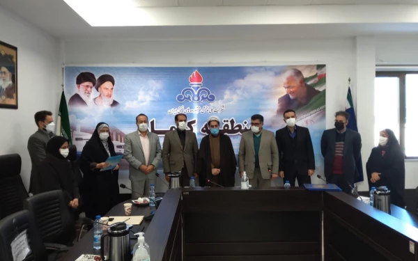 انعقاد تفاهم نامه همکاری علمی ،پژوهشی وفناوری دانشگاه فرهنگیان استان با شرکت پخش فرآورده های نفتی کرمان  5