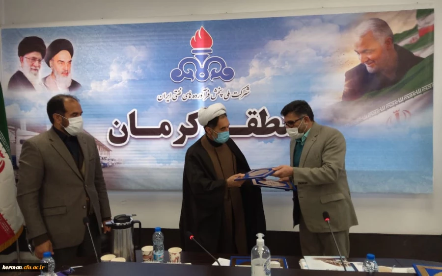 امضای تفاهم نامه همکاری دانشگاه فرهنگیان کرمان وهیئت ورزشهای همگانی استان    6