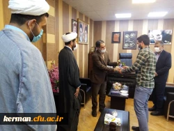 قدردانی از رشادتها وفداکاریهای جانبازان شاغل دردانشگاه فرهنگیان کرمان

 2