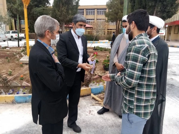 قدردانی از رشادتها وفداکاریهای جانبازان شاغل دردانشگاه فرهنگیان کرمان

 2