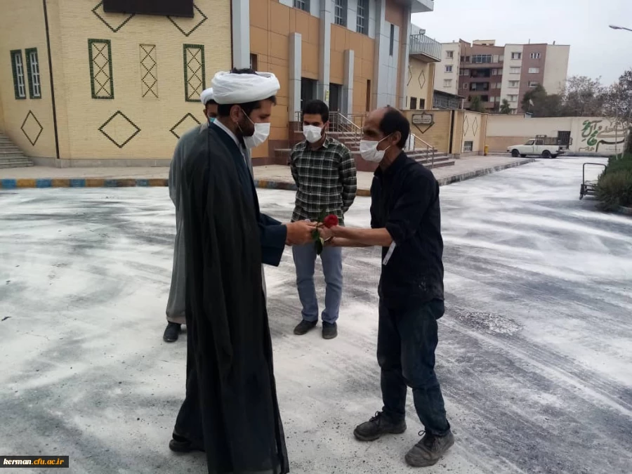 قدردانی از رشادتها وفداکاریهای جانبازان شاغل دردانشگاه فرهنگیان کرمان

 2