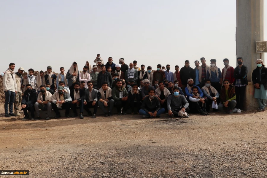 در قالب کاروان راهیان نور صورت گرفت 
اعزام ۲۵۰ دانشجو معلم دانشگاه فرهنگیان کرمان  به مناطق عملیاتی هشت سال دفاع مقدس 4