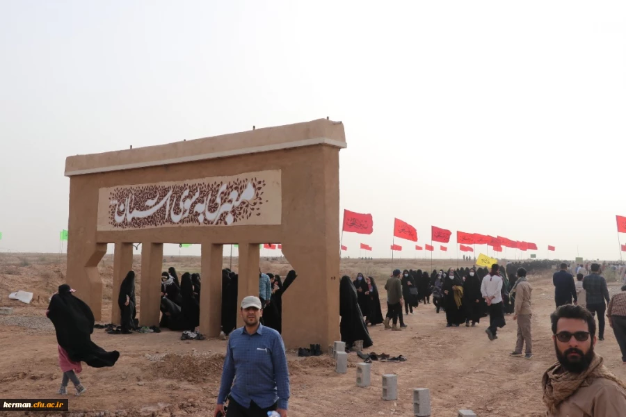 در قالب کاروان راهیان نور صورت گرفت 
اعزام ۲۵۰ دانشجو معلم دانشگاه فرهنگیان کرمان  به مناطق عملیاتی هشت سال دفاع مقدس 5