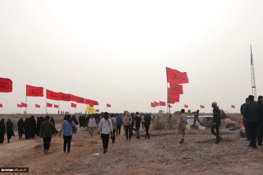 در قالب کاروان راهیان نور صورت گرفت 
اعزام ۲۵۰ دانشجو معلم دانشگاه فرهنگیان کرمان  به مناطق عملیاتی هشت سال دفاع مقدس 6
