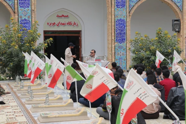 در قالب کاروان راهیان نور صورت گرفت 
اعزام ۲۵۰ دانشجو معلم دانشگاه فرهنگیان کرمان  به مناطق عملیاتی هشت سال دفاع مقدس 8