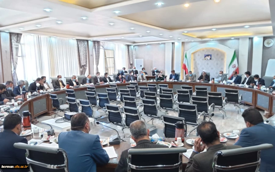 رئیس دانشگاه فرهنگیان استان کرمان:
دانشگاه فرهنگیان، دانشگاهی ماموریت گرا که روز به روز از لحاظ کمی وکیفی براهمیت آن افزوده میشود  2