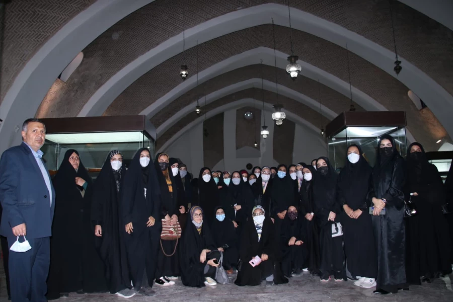 اردوی زیارتی "ضیافت شهداء"در جوار مرقد مطهر سردار دلها *شهید حاج قاسم سلیمانی *و گلزار شهدای کرمان 5