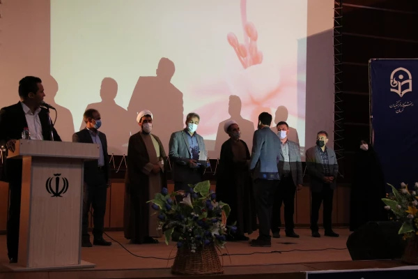 
 تربیت معلم در تراز جمهوری اسلامی ایران، مهمترین رسالت دانشگاه فرهنگیان است 2