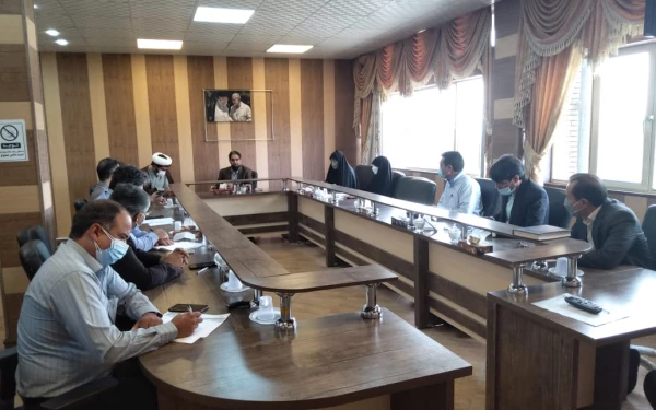 در جلسه شورای مدیریت دانشگاه فرهنگیان استان  
برسرعت پیشرفت پروژه های عمرانی دانشگاه تاکید شد 2