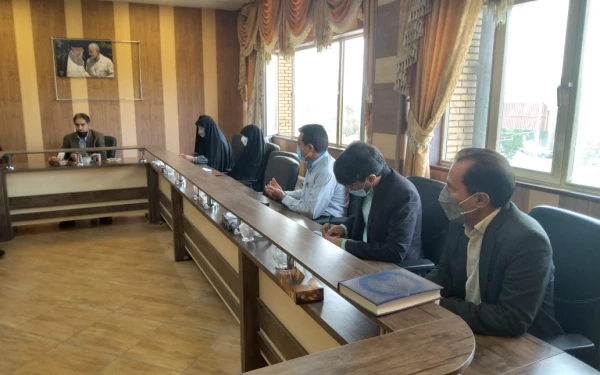 در جلسه شورای مدیریت دانشگاه فرهنگیان استان  
برسرعت پیشرفت پروژه های عمرانی دانشگاه تاکید شد 2