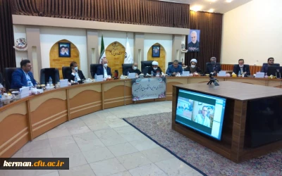 دکتر صحرایی درنشست راه اندازی اولین دانشگاه جامع فرهنگیان در کرمان خبر داد:
افزایش ۵۰ درصدی ظرفیت پذیرش دانشگاه فرهنگیان در سال  جاری
