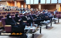 
رفتار واخلاق شهید سلیمانی برای مادرس است ،اخلاص وانجام کار برای رضای خدا از ویژگیهای بارز ایشان بود
 2