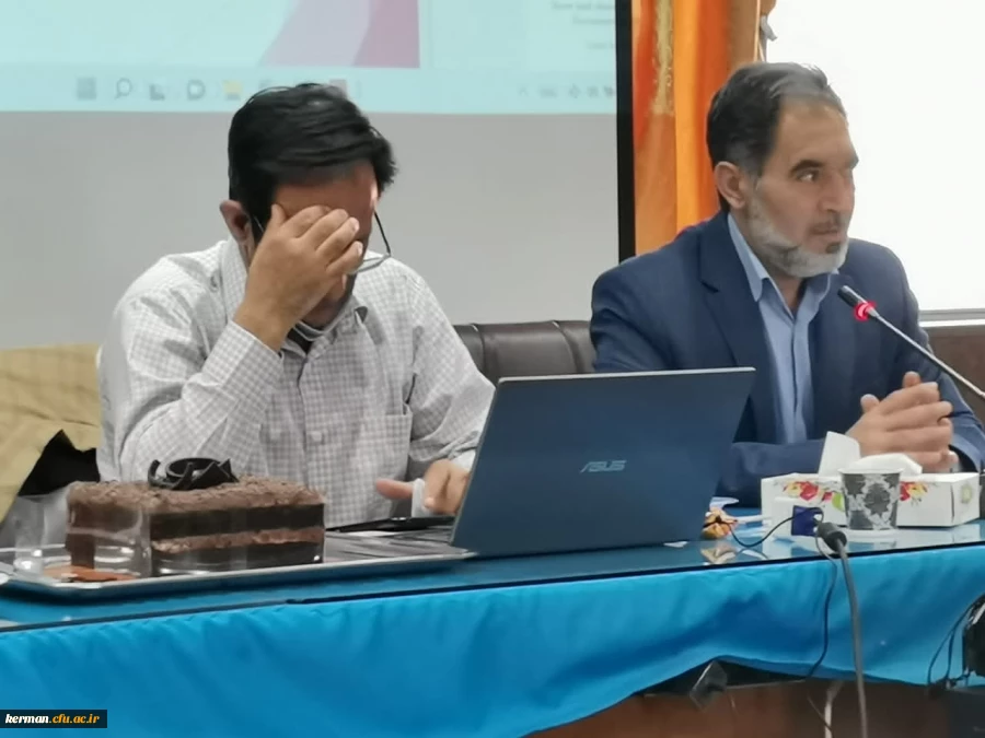 دکتر توان 
درک و تعامل همدیگر فضای سخت کاری را قابل تحمل میکند 2