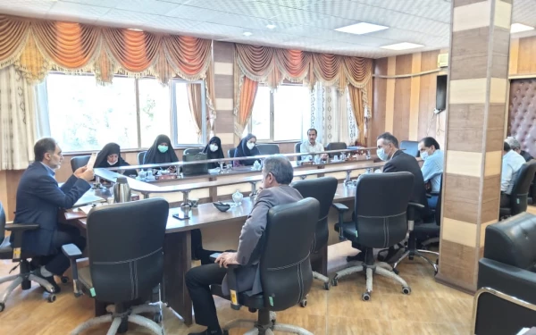 درجلسه برنامه ریزی برگزاری آزمون اصلح مقرر گردید این آزمون در سه سایت دانشگاه برگزار گردد 3