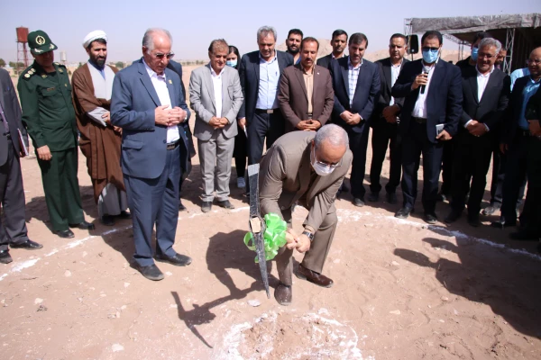 کلنگ احداث اولین دانشگاه جامع فرهنگیان کشور در کرمان به زمین زده شد 2