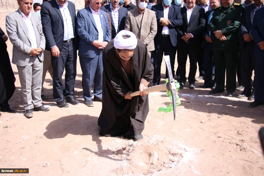 کلنگ احداث اولین دانشگاه جامع فرهنگیان کشور در کرمان به زمین زده شد 4
