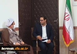 نماینده ولی فقیه  در استان و امام جمعه کرمان تاکید کرد:
ضرورت سختگیری و جدیت بیشتر در جذب معلمان 2