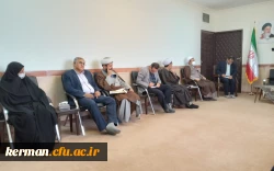 نماینده ولی فقیه  در استان و امام جمعه کرمان تاکید کرد:
ضرورت سختگیری و جدیت بیشتر در جذب معلمان 2