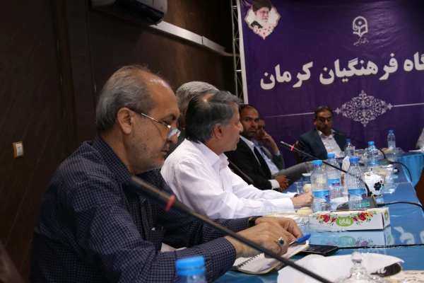 رئیس دانشگاه فرهنگیان کشور:
94 هزار و 400 دانشجو معلم در کشور در حال تحصیل هستند  2