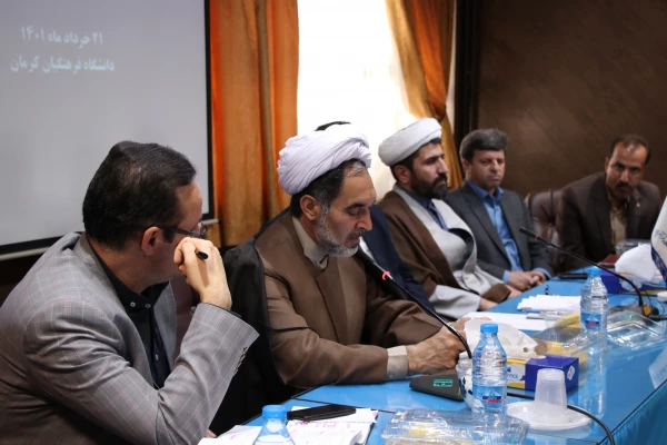 رئیس دانشگاه فرهنگیان کشور:
94 هزار و 400 دانشجو معلم در کشور در حال تحصیل هستند  2