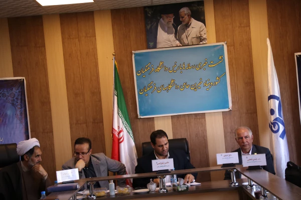 بیش از 50.2 درصد از دانش آموزان نخبه برگزیده در کنکور سراسری سال 1400 وارد دانشگاه فرهنگیان شده اند 3