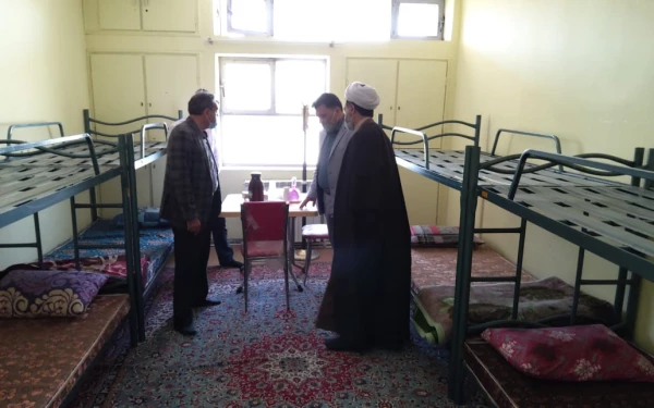 ششمین جشنواره رویش قطب یک کشور ،همراه با برگزاری دوره توانمندسازی دبیران کانون های مکتب شهی سلیمانی ، بیانیه گام دوم انقلاب اسلامی ،ایرانگردی و ایران شناسی دردانشگاه فرهنگیان استان کرمان 8