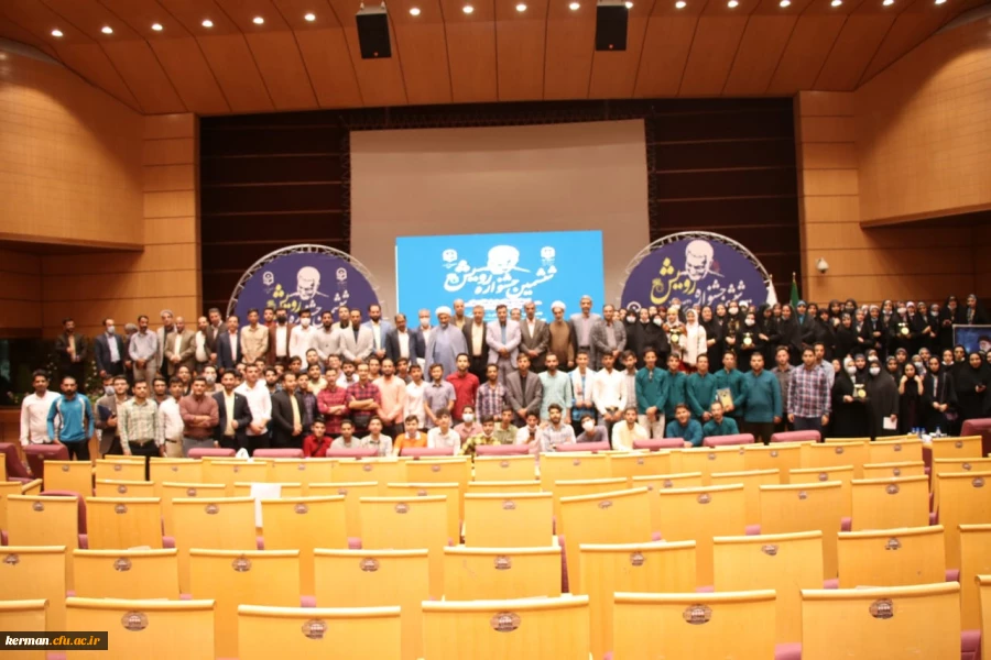 معاون پرورشی و فرهنگی وزیر آموزش و پرورش:
معلم، عامل حرکت دانش آموز از تعلیمات دینی به سوی تربیت دینی است 2