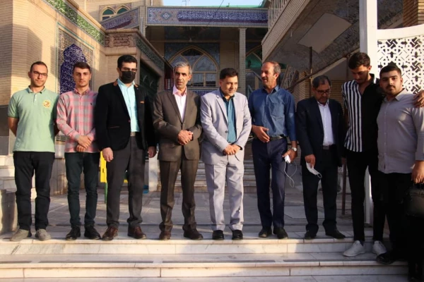 شرکت کنندگان در ششمین جشنواره رویش قطب یک ؛ به سردار دل ها ادای احترام کردند 5