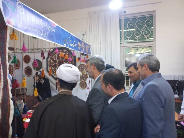 توسط معاون وزیرپرورشی آموزش وپرورش صورت گرفت:
بازدید از ششمین نمایشگاه جشنواره رویش قطب یک کشور در کرمان 2