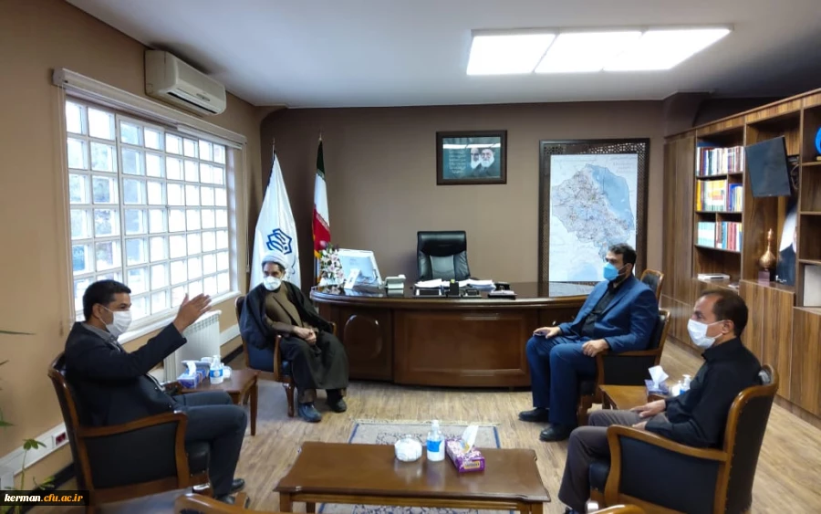   * بازدید میدانی "سفیران مهر" ازپردیس هاومراکز تابعه این دانشگاه*   2