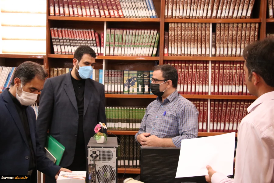   * بازدید میدانی "سفیران مهر" ازپردیس هاومراکز تابعه این دانشگاه*   2