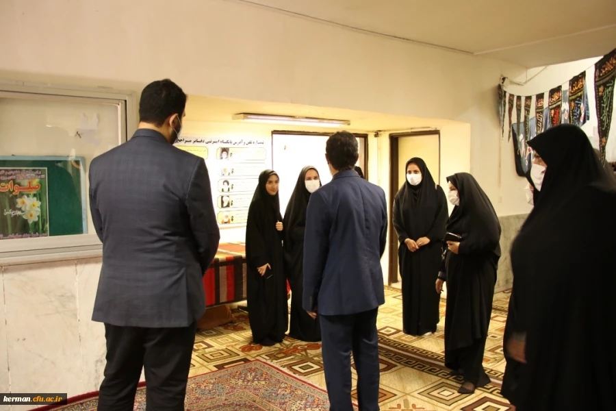   * بازدید میدانی "سفیران مهر" ازپردیس هاومراکز تابعه این دانشگاه*   2