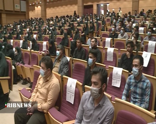 دکتر توان در آیین افتتاح طرح «حا میم» در دانشگاه فرهنگیان استان کرمان:
ماده ۲۸ فرصت مغتنمی برای جذب دانش آموختگان متعهد دانشگاه ها برای ورود به حرفه معلمی است، ولی راه اصلی و بنیادین، تربیت معلم در دانشگاه فرهنگیان است 2