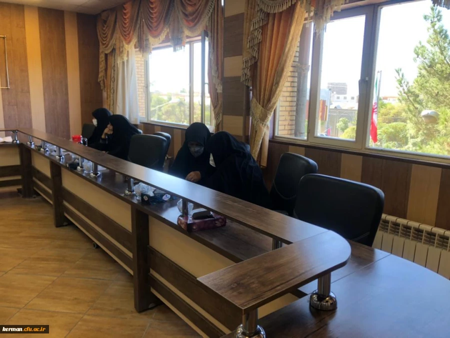 درجلسه شورای اداری دانشگاه فرهنگیان کرمان انجام شد
برنامه ریزی برای مصاحبه های داوطلبین ورود به دانشگاه فرهنگیان  و برگزاری کلاسهای آموزشی مهارت آموزان ماده ۲۸  2