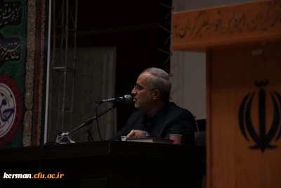 حضور استاندار کرمان درجلسه پرسش وپاسخ دانشجویان شرکت کننده در طرح* حامیم*
